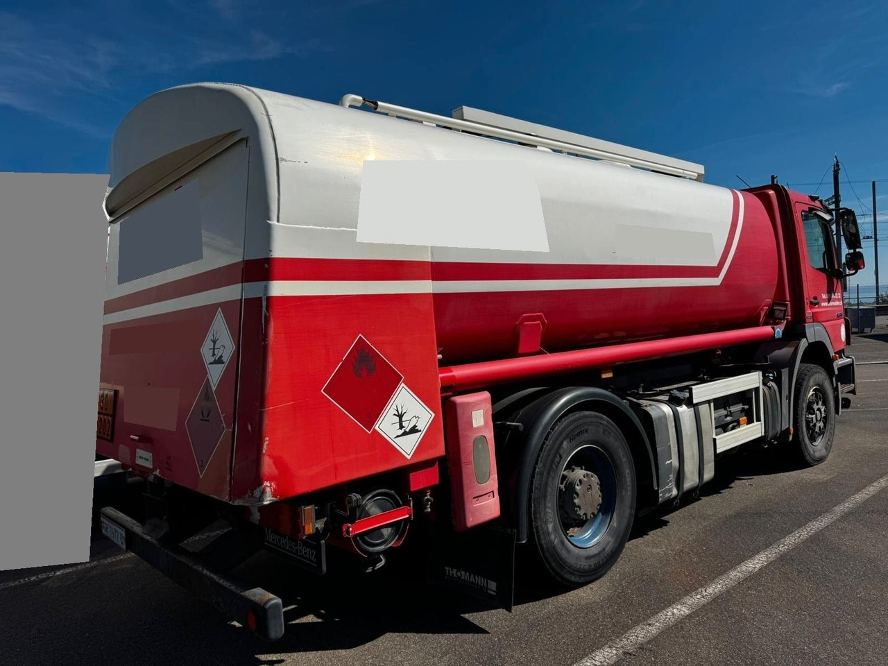 Mercedes-Benz Axor 1833, ADR, E4, 2 Kammern 1. 5000L 2. 7000L - Kamion cisterna: slika 3 Mercedes-Benz Axor 1833, ADR, E4, 2 Kammern 1. 5000L 2. 7000L - Kamion cisterna: slika 3