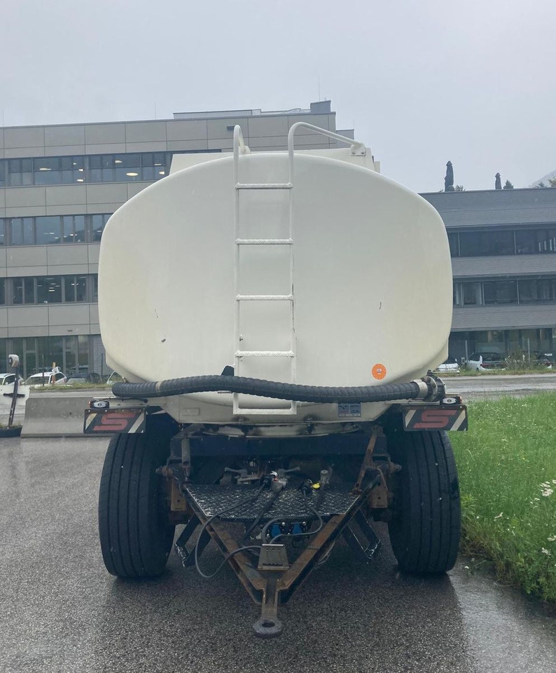Schwarzmüller TH 3E, 3 Kammern, ADR, Benzin+Diesel, Fuel - Prikolica cisterna: slika 4 Schwarzmüller TH 3E, 3 Kammern, ADR, Benzin+Diesel, Fuel - Prikolica cisterna: slika 4