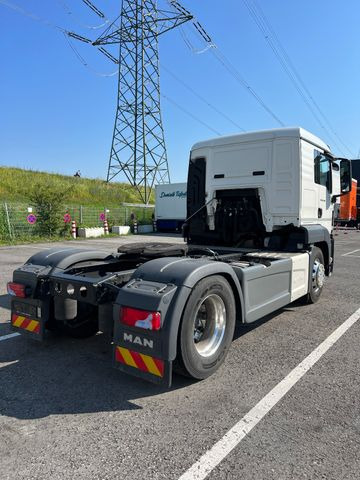 MAN TGS 18.460 4x2, Euro 6, ADR MAN TGS 18.460 4x2, Euro 6, ADR - Tegljač: slika 3 MAN TGS 18.460 4x2, Euro 6, ADR MAN TGS 18.460 4x2, Euro 6, ADR - Tegljač: slika 3