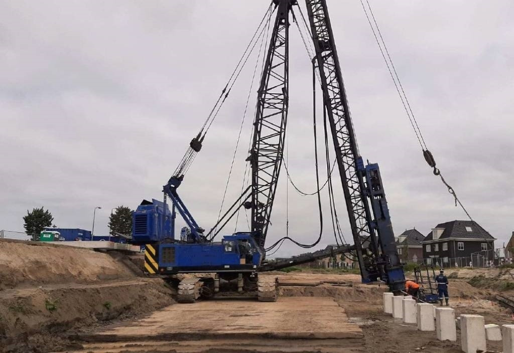 Hitachi KH300-3 PD - Kran guseničar: slika 2 Hitachi KH300-3 PD - Kran guseničar: slika 2