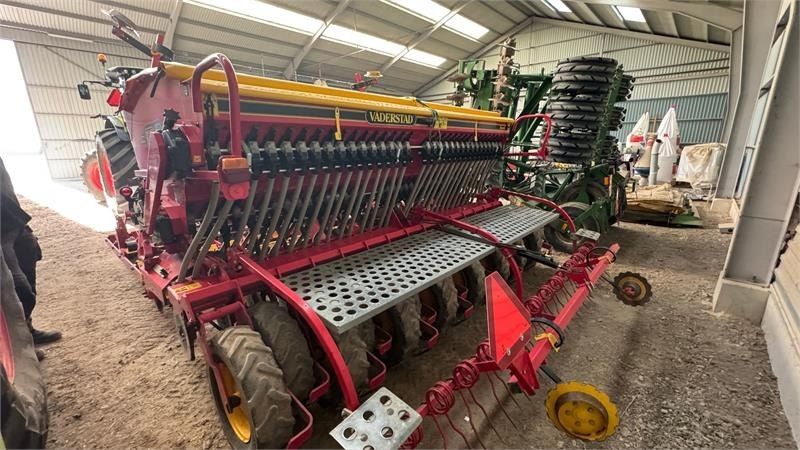 Vaderstad Rapid 400C Rapid 400 C - Kombinovana mašina za setvu: slika 3 Vaderstad Rapid 400C Rapid 400 C - Kombinovana mašina za setvu: slika 3