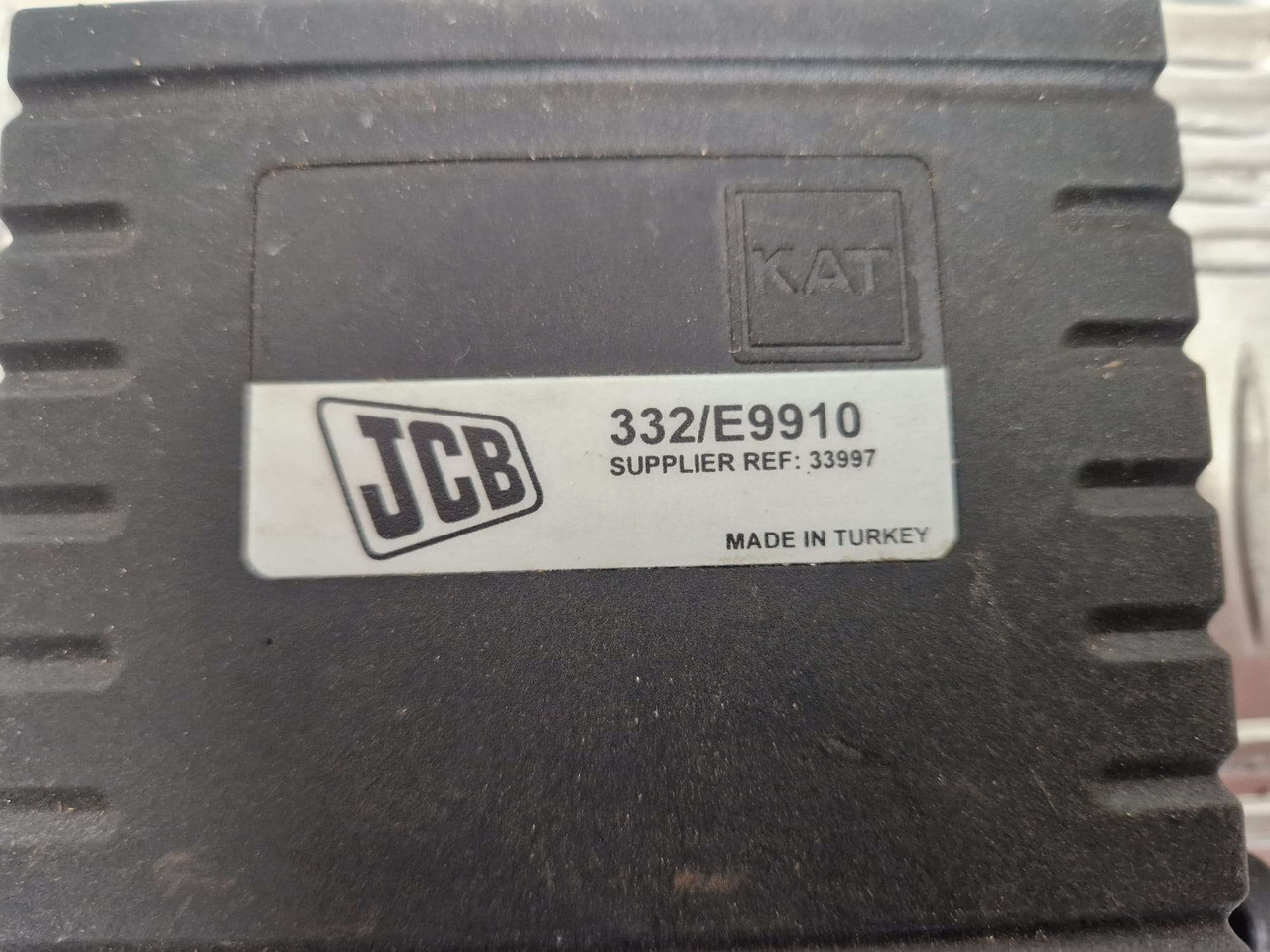 Immobiliser control unit JCB 332/e9910 - Motor i delovi za Građevinska mašina: slika 3 Immobiliser control unit JCB 332/e9910 - Motor i delovi za Građevinska mašina: slika 3