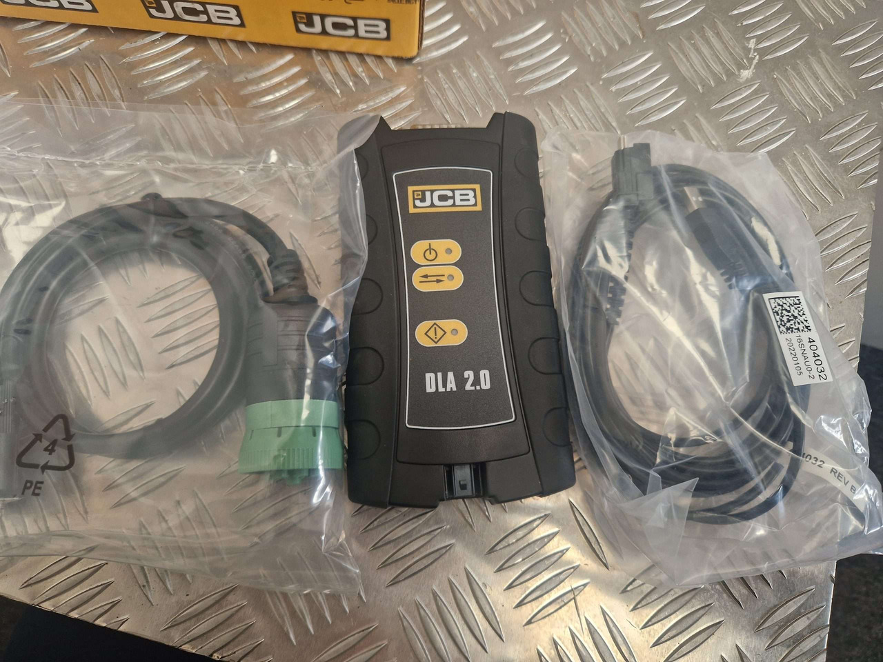 JCB DLA Data link Adapter GENUINE NEW - Motor i delovi za Građevinska mašina: slika 2 JCB DLA Data link Adapter GENUINE NEW - Motor i delovi za Građevinska mašina: slika 2