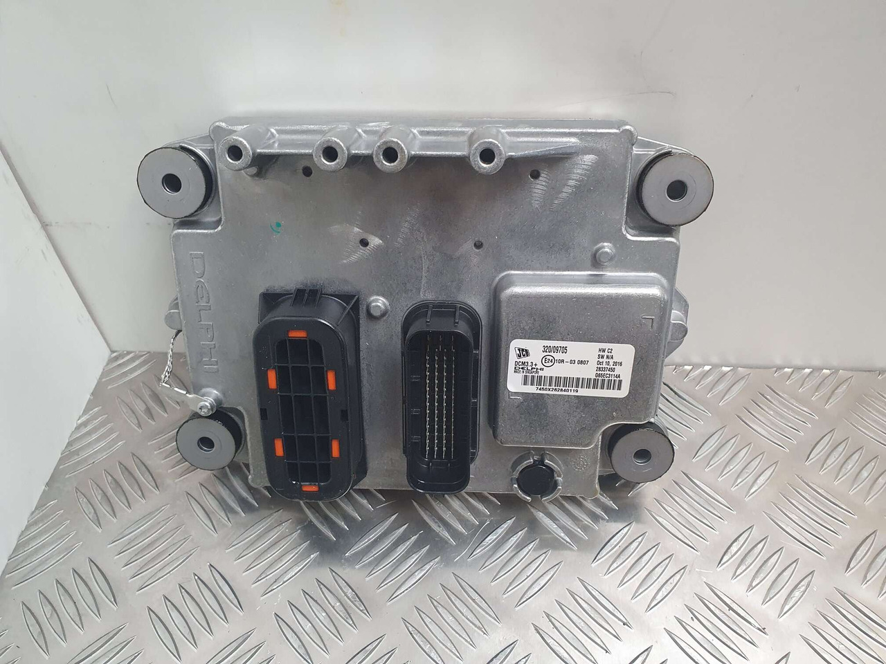 JCB blank ECU 320/09705 JCB ECM 444 T4 Delphi DCM3.3+ - Motor i delovi za Građevinska mašina: slika 1 JCB blank ECU 320/09705 JCB ECM 444 T4 Delphi DCM3.3+ - Motor i delovi za Građevinska mašina: slika 1