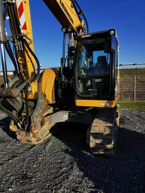 2015 Liebherr R 914Compact - Bager guseničar: slika 2 2015 Liebherr R 914Compact - Bager guseničar: slika 2