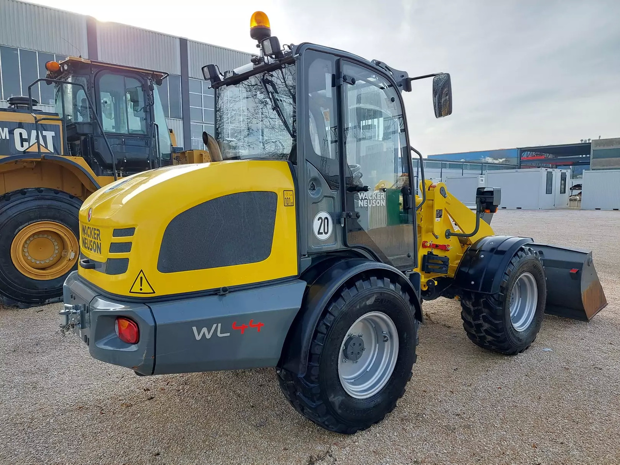 2022 Wacker Neuson WL 44 - Utovarivač točkaš: slika 3 2022 Wacker Neuson WL 44 - Utovarivač točkaš: slika 3