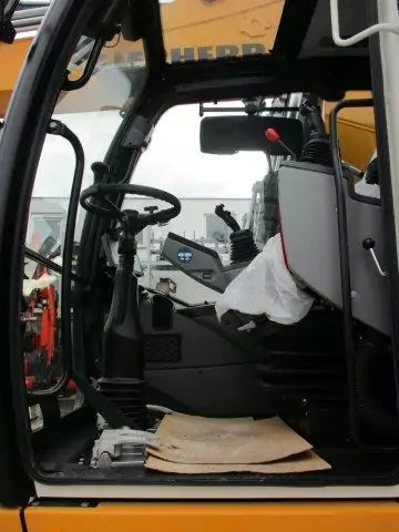 2023 Liebherr A 914 Litronic G6.0-D - Bager točkaš: slika 5 2023 Liebherr A 914 Litronic G6.0-D - Bager točkaš: slika 5