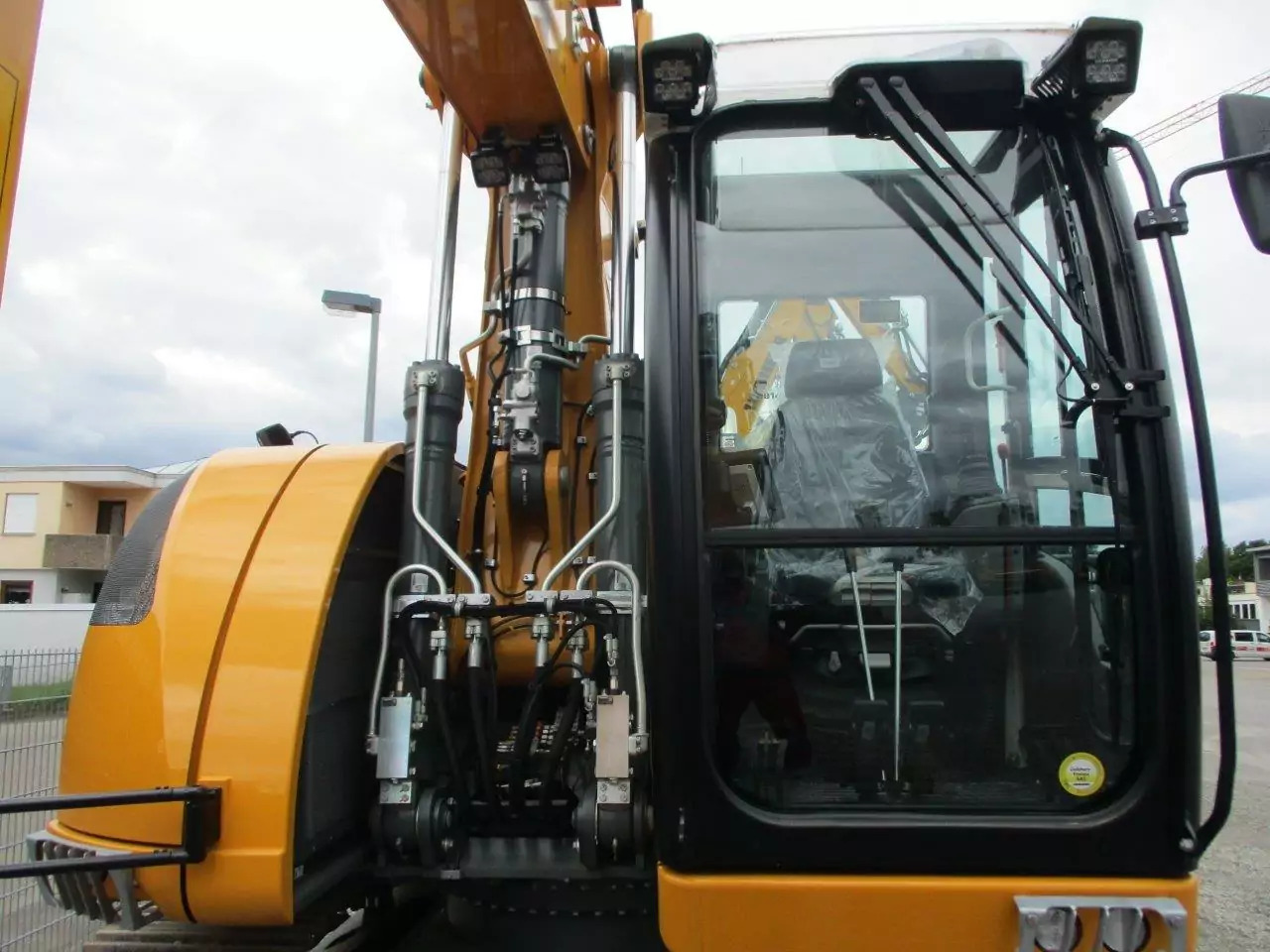 2023 Liebherr R 914 Compact G6.1-D - Bager guseničar: slika 5 2023 Liebherr R 914 Compact G6.1-D - Bager guseničar: slika 5