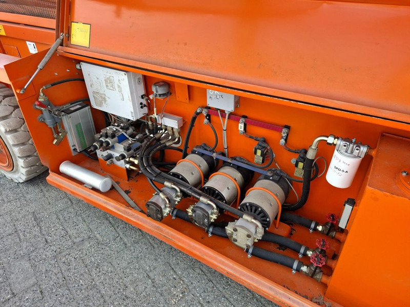 HOLLANDLIFT Q135 EL18 - Lift u obliku makaza: slika 5 HOLLANDLIFT Q135 EL18 - Lift u obliku makaza: slika 5
