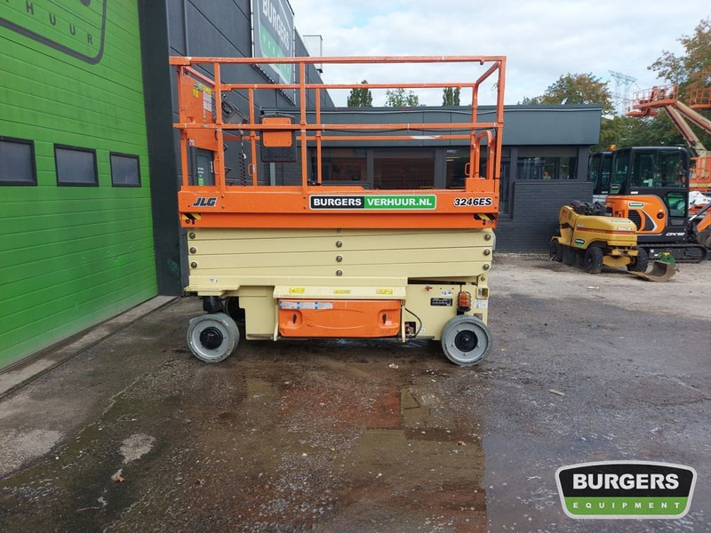 JLG 3246ES - Lift u obliku makaza: slika 3 JLG 3246ES - Lift u obliku makaza: slika 3