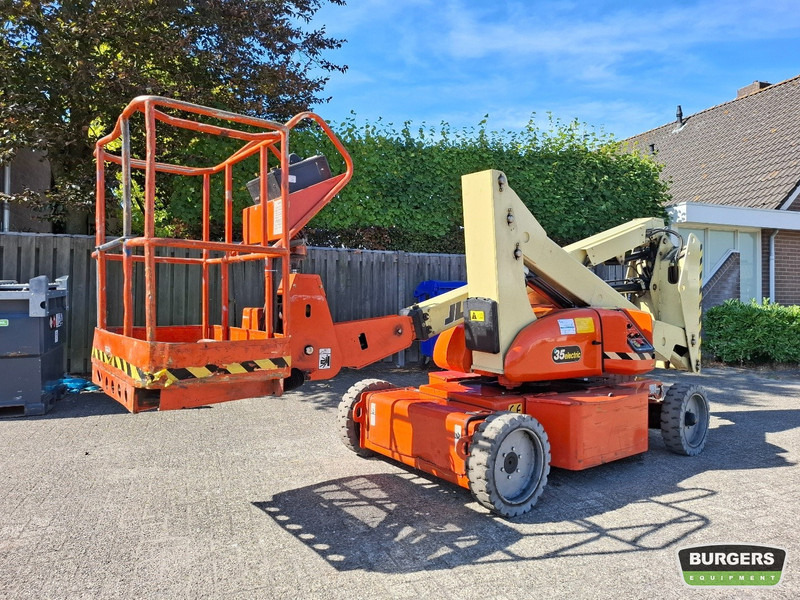 JLG N35E - Zglobna platforma: slika 1 JLG N35E - Zglobna platforma: slika 1