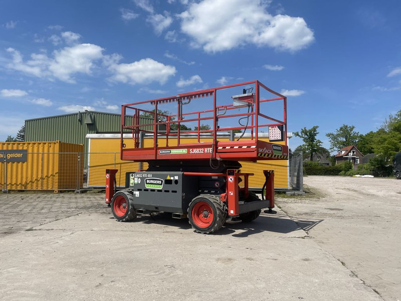 Skyjack SJ6832 RTE - Lift u obliku makaza: slika 2 Skyjack SJ6832 RTE - Lift u obliku makaza: slika 2