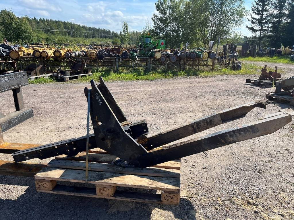 Lastarfäste Trima till Belarus 820 - Dodatak za Utovarivač: slika 2 Lastarfäste Trima till Belarus 820 - Dodatak za Utovarivač: slika 2