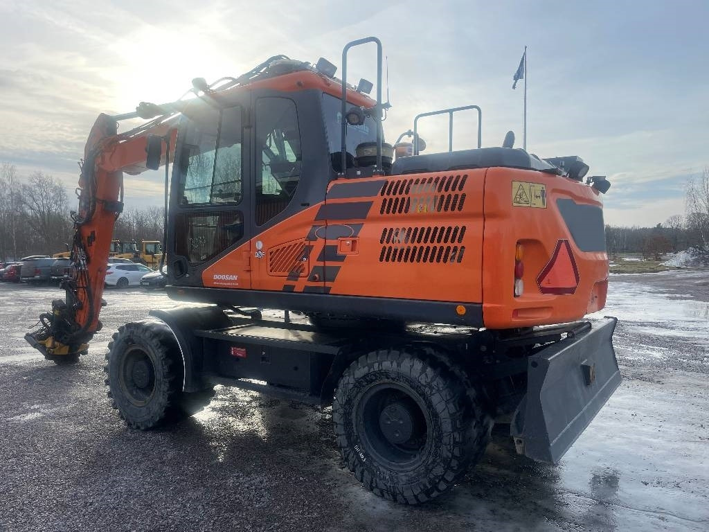 Doosan DX 140 W-5 Dismantled: only spare parts - Bager točkaš: slika 4 Doosan DX 140 W-5 Dismantled: only spare parts - Bager točkaš: slika 4