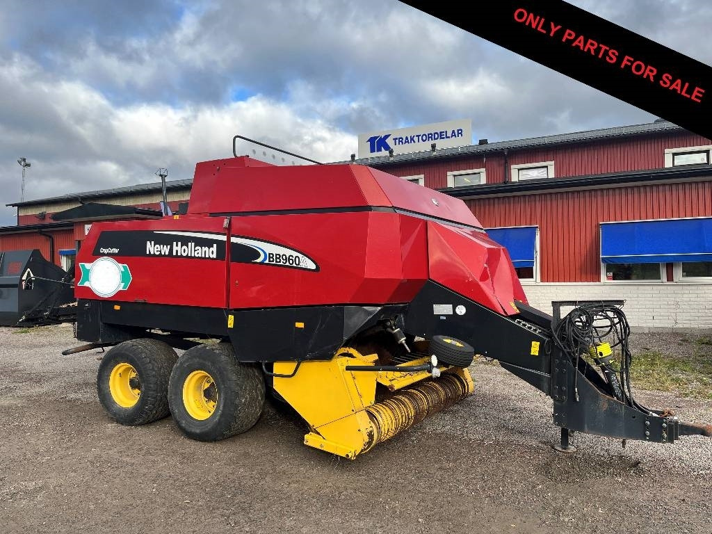 New Holland BB 960 A Dismantled: only spare parts - Balirka za kockaste bale: slika 1 New Holland BB 960 A Dismantled: only spare parts - Balirka za kockaste bale: slika 1