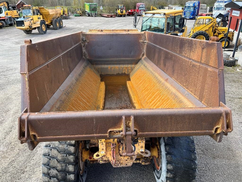Volvo A 25 C Dismantled: only spare parts - Zglobni kiper: slika 4 Volvo A 25 C Dismantled: only spare parts - Zglobni kiper: slika 4