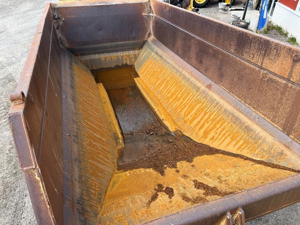 Volvo A 25 C Dismantled: only spare parts - Zglobni kiper: slika 2 Volvo A 25 C Dismantled: only spare parts - Zglobni kiper: slika 2