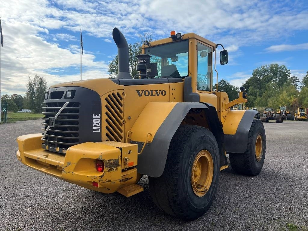 Volvo L 120 E - Utovarivač točkaš: slika 4 Volvo L 120 E - Utovarivač točkaš: slika 4