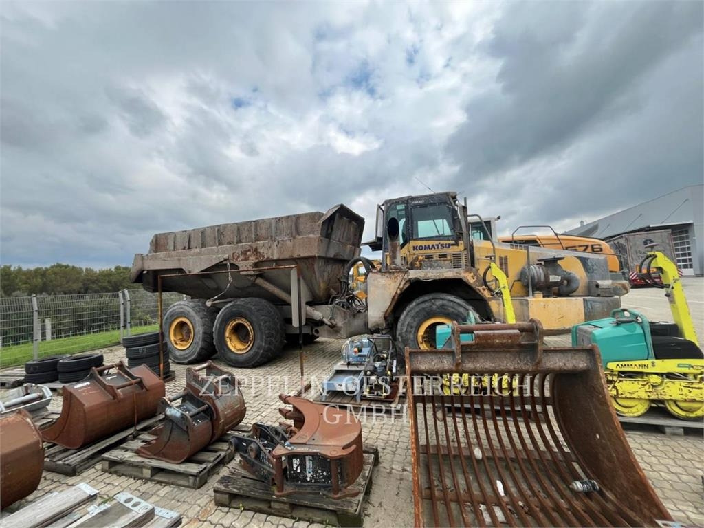 Komatsu HM300-2 - Zglobni kiper: slika 3 Komatsu HM300-2 - Zglobni kiper: slika 3