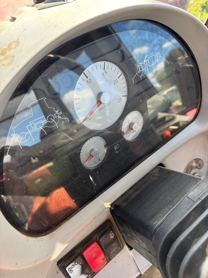 AGCO Massey Ferguson Zespół Wskaźników Wyświetlacz Licznik 3787409E97 3787409M95 3787409M97 - Komandna tabla za Poljoprivredna mašina: slika 1 AGCO Massey Ferguson Zespół Wskaźników Wyświetlacz Licznik 3787409E97 3787409M95 3787409M97 - Komandna tabla za Poljoprivredna mašina: slika 1