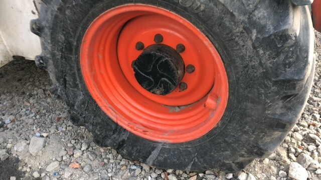 Bobcat Manitou Felgi 14x24 koła 460/70 R24 - Felna za Građevinska mašina: slika 2 Bobcat Manitou Felgi 14x24 koła 460/70 R24 - Felna za Građevinska mašina: slika 2