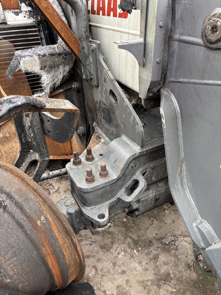 CLAAS Scorpion 7044 Obudowa Mostu / Pochwa - Osovina i delovi za Poljoprivredna mašina: slika 1 CLAAS Scorpion 7044 Obudowa Mostu / Pochwa - Osovina i delovi za Poljoprivredna mašina: slika 1