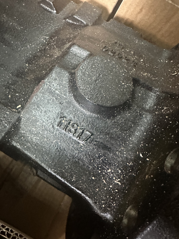 Carraro typ 26.25 obudowa Mostu pochwa Mostu carraro 11817 - Osovina i delovi za Poljoprivredna mašina: slika 2 Carraro typ 26.25 obudowa Mostu pochwa Mostu carraro 11817 - Osovina i delovi za Poljoprivredna mašina: slika 2