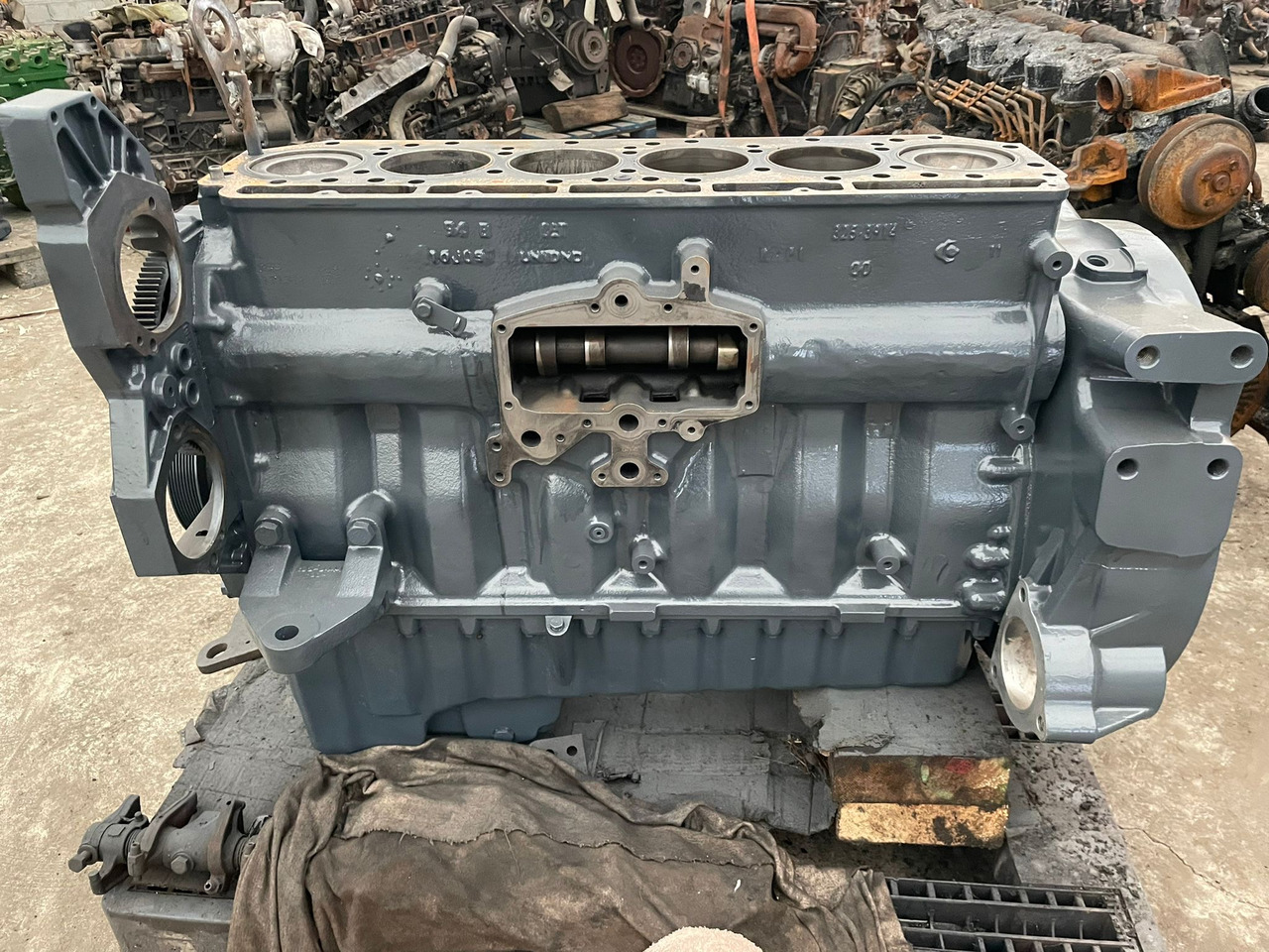 Cat Caterpillar C9 - blok silnika shortblock 325-3915 - Cilindar blok za Poljoprivredna mašina: slika 2 Cat Caterpillar C9 - blok silnika shortblock 325-3915 - Cilindar blok za Poljoprivredna mašina: slika 2