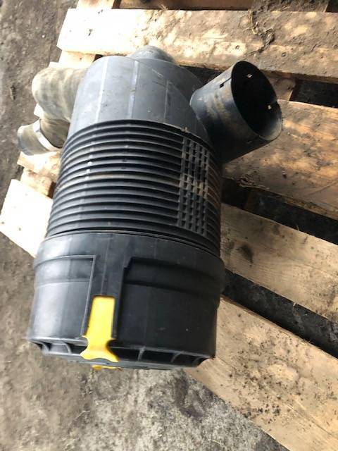 Cat TH - Filtr Powietrza Obudowa - Filter za vazduh za Poljoprivredna mašina: slika 1 Cat TH - Filtr Powietrza Obudowa - Filter za vazduh za Poljoprivredna mašina: slika 1