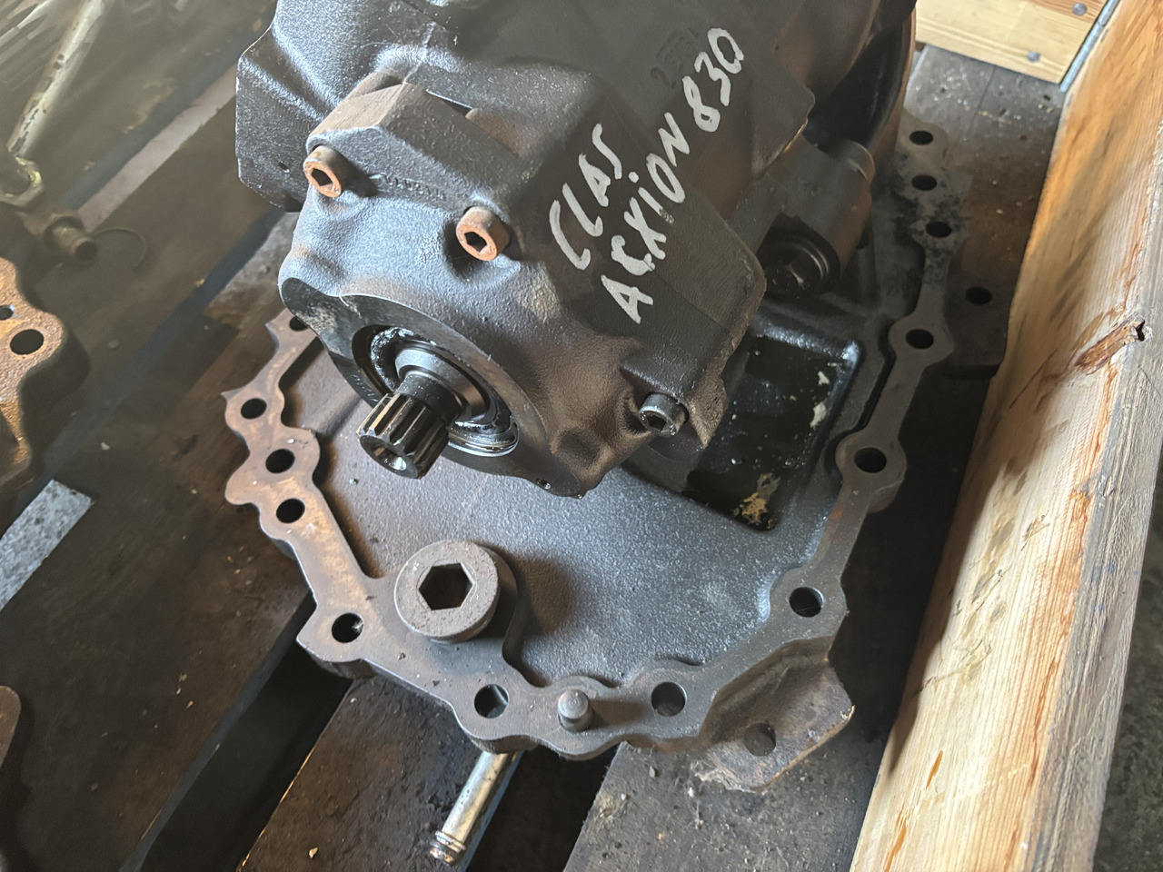 Claas AXION 830 CMATIC Pompa Jazdy Autopower REXROTH A40CTI045 10ML06Z600SAE00-S - Transmisija za Poljoprivredna mašina: slika 2 Claas AXION 830 CMATIC Pompa Jazdy Autopower REXROTH A40CTI045 10ML06Z600SAE00-S - Transmisija za Poljoprivredna mašina: slika 2