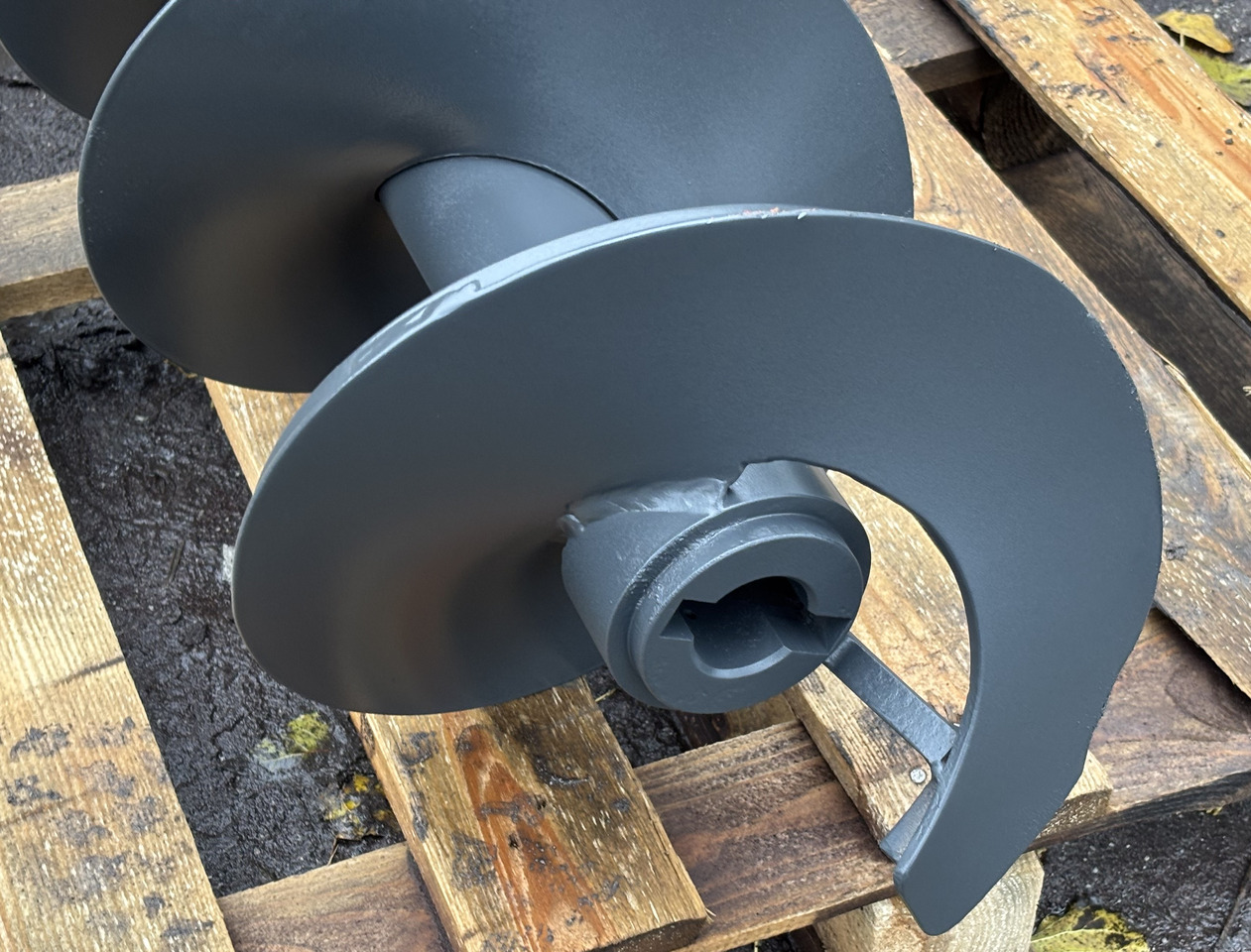 Claas Lexion 750 Ślimak Transportowy Rozładunku Ziarna 0007552066 0007554456 - Burgija: slika 4 Claas Lexion 750 Ślimak Transportowy Rozładunku Ziarna 0007552066 0007554456 - Burgija: slika 4