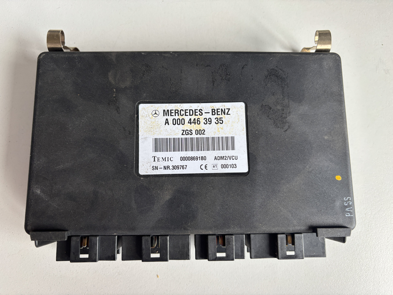 Claas Lexion Mega Jaguar - moduł sterownik silnika ECU A0004463935 - Upravljačka jedinica za Poljoprivredna mašina: slika 1 Claas Lexion Mega Jaguar - moduł sterownik silnika ECU A0004463935 - Upravljačka jedinica za Poljoprivredna mašina: slika 1