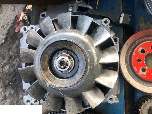 Deutz F4L1011 - Wentylator Chłodzenia - Ventilator za Poljoprivredna mašina: slika 1 Deutz F4L1011 - Wentylator Chłodzenia - Ventilator za Poljoprivredna mašina: slika 1