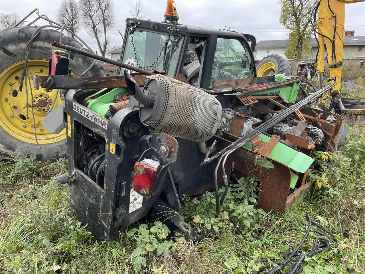 Deutz-Fahr Agrovector 30.7 ładowarka - części - kabina drzwi szyby błotniki - Vrata i delovi za Poljoprivredna mašina: slika 2 Deutz-Fahr Agrovector 30.7 ładowarka - części - kabina drzwi szyby błotniki - Vrata i delovi za Poljoprivredna mašina: slika 2
