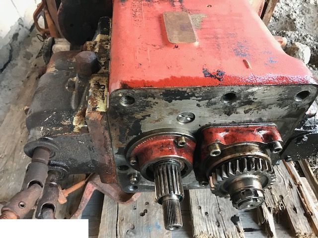 Deutz fahr intrac 2004 - Skrzynia - Menjač za Poljoprivredna mašina: slika 3 Deutz fahr intrac 2004 - Skrzynia - Menjač za Poljoprivredna mašina: slika 3