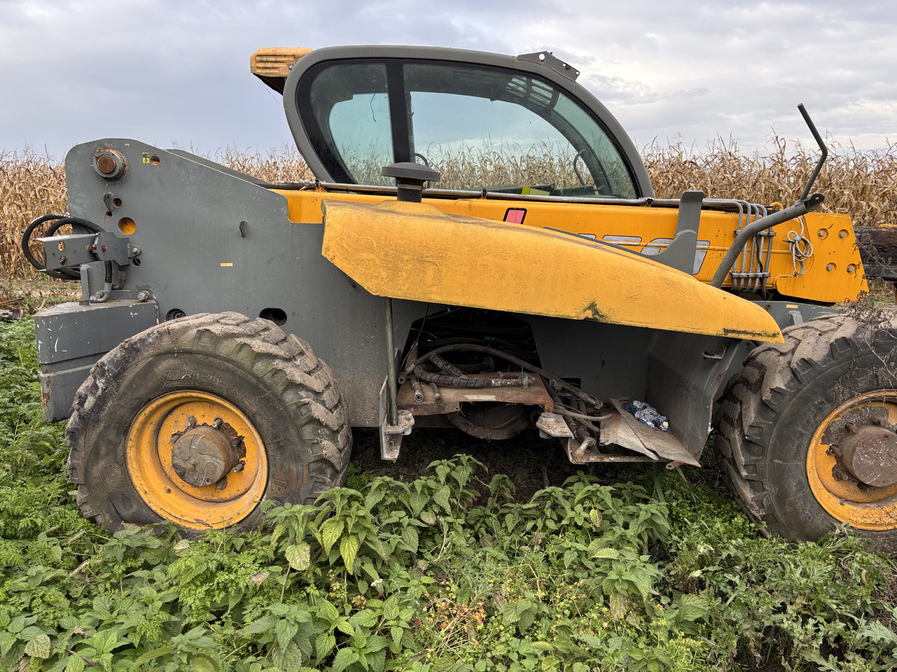 Dieci 185 - Ładowarka Teleskopowa - Kabina Szyba Dach - Staklo i delovi za Teleskopski upravljač: slika 3 Dieci 185 - Ładowarka Teleskopowa - Kabina Szyba Dach - Staklo i delovi za Teleskopski upravljač: slika 3