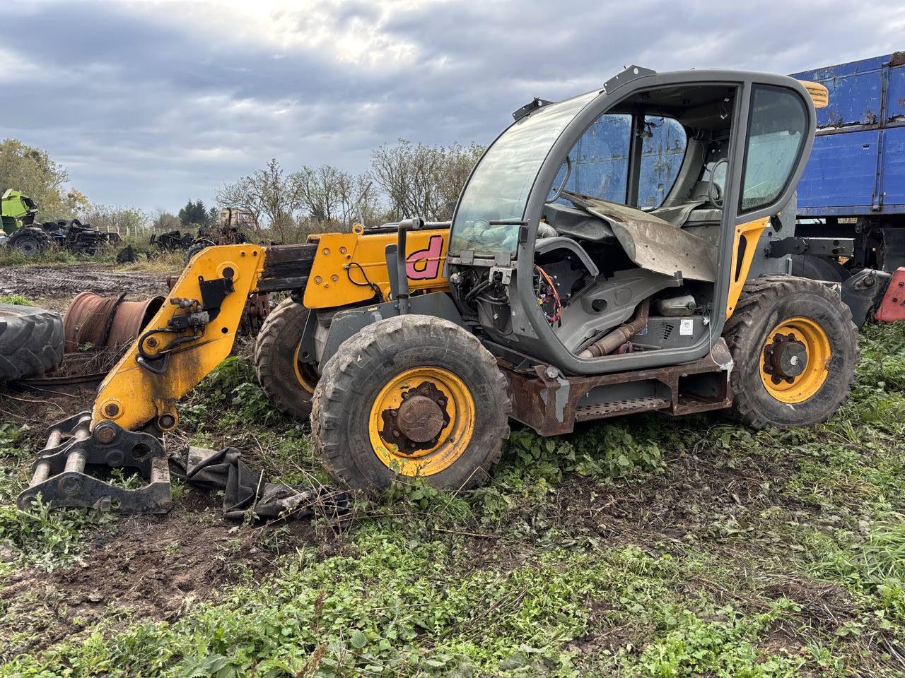Dieci 185 - Ładowarka Teleskopowa - Kabina Szyba Dach - Staklo i delovi za Teleskopski upravljač: slika 1 Dieci 185 - Ładowarka Teleskopowa - Kabina Szyba Dach - Staklo i delovi za Teleskopski upravljač: slika 1