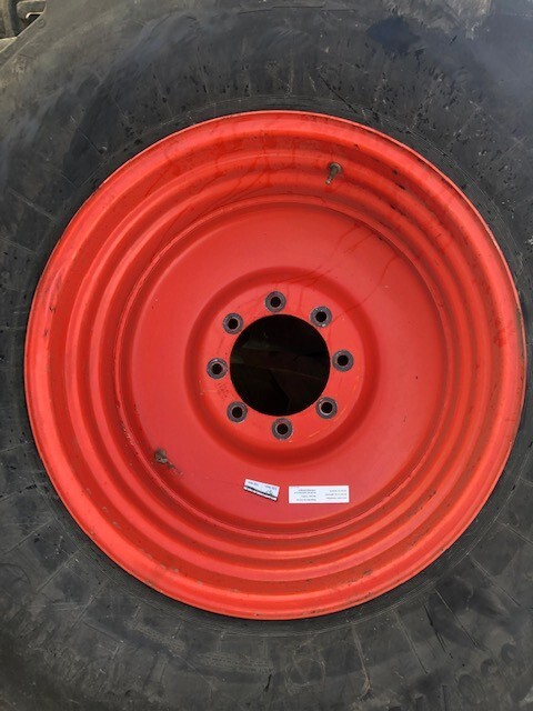 Felga DW20Ax32 , Felga 20x32 Claas Dominator Mega - Kompletan točak za Poljoprivredna mašina: slika 1 Felga DW20Ax32 , Felga 20x32 Claas Dominator Mega - Kompletan točak za Poljoprivredna mašina: slika 1