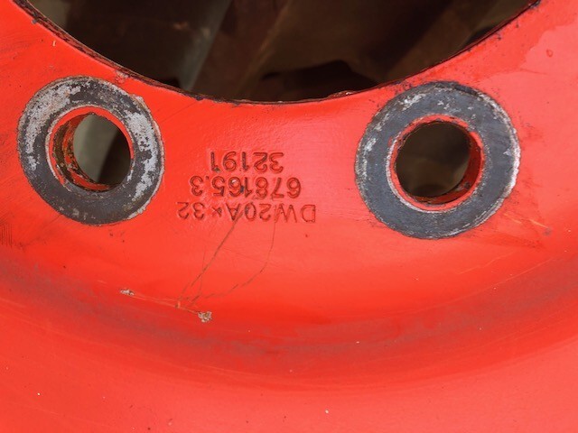 Felga DW20Ax32 , Felga 20x32 Claas Dominator Mega - Kompletan točak za Poljoprivredna mašina: slika 2 Felga DW20Ax32 , Felga 20x32 Claas Dominator Mega - Kompletan točak za Poljoprivredna mašina: slika 2