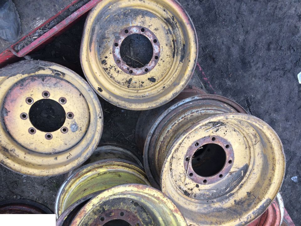 Felgi Cat Caterpillar 12x25 - Felna za Građevinska mašina: slika 1 Felgi Cat Caterpillar 12x25 - Felna za Građevinska mašina: slika 1