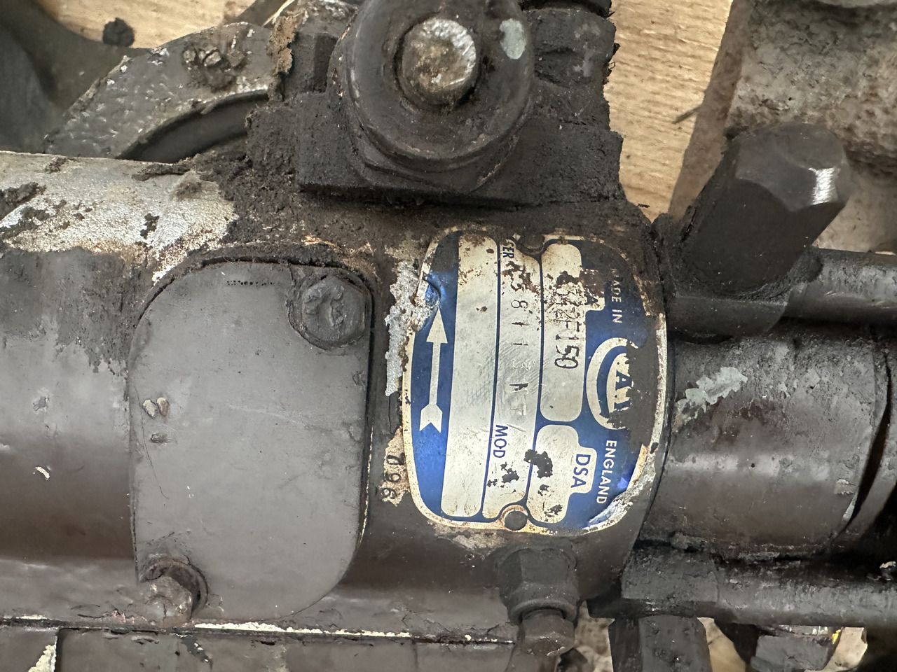 Fiat 780dt Fiat 8045 pompa paliwa , pompa oleju Balansery obudowa rozrządu - Pumpa za gorivo za Traktor: slika 1 Fiat 780dt Fiat 8045 pompa paliwa , pompa oleju Balansery obudowa rozrządu - Pumpa za gorivo za Traktor: slika 1