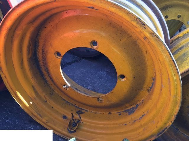 JCB 3cx Contractor - Felga 15x28 - Felna za Građevinska mašina: slika 1 JCB 3cx Contractor - Felga 15x28 - Felna za Građevinska mašina: slika 1