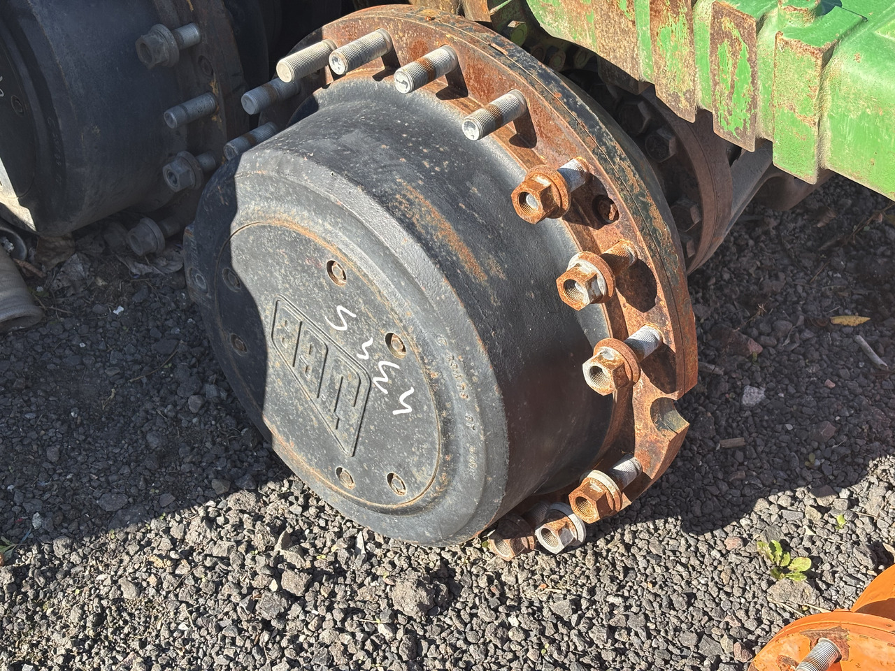 JCB 434S Most Przedni Most Tylni Oś Przednia Oś Tylnia Zwolnica Zwrotnica Obudowa Pochwa CZĘŚCI - Pogonski reduktor za Poljoprivredna mašina: slika 2 JCB 434S Most Przedni Most Tylni Oś Przednia Oś Tylnia Zwolnica Zwrotnica Obudowa Pochwa CZĘŚCI - Pogonski reduktor za Poljoprivredna mašina: slika 2