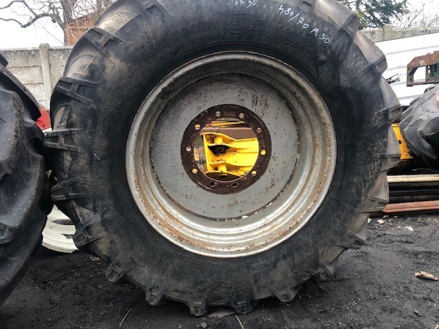JCB Fastrack Koła 480/70 R30 , Felga 16x30 - Felna za Poljoprivredna mašina: slika 3 JCB Fastrack Koła 480/70 R30 , Felga 16x30 - Felna za Poljoprivredna mašina: slika 3
