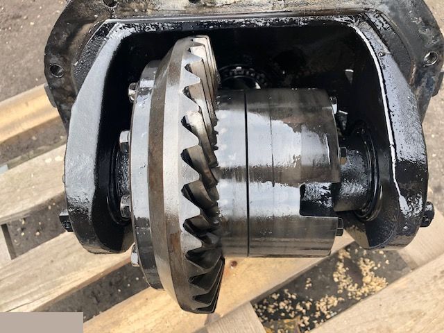 JCB Wkład Mostu 448/165501p4 JCB Wkład 8x35 - Osovina i delovi za Poljoprivredna mašina: slika 1 JCB Wkład Mostu 448/165501p4 JCB Wkład 8x35 - Osovina i delovi za Poljoprivredna mašina: slika 1