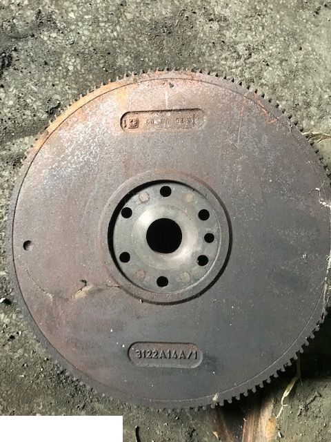 John Deere 4039 - Koło Zamachowe Głowica Wał Korbowy - Zamajac za Poljoprivredna mašina: slika 1 John Deere 4039 - Koło Zamachowe Głowica Wał Korbowy - Zamajac za Poljoprivredna mašina: slika 1