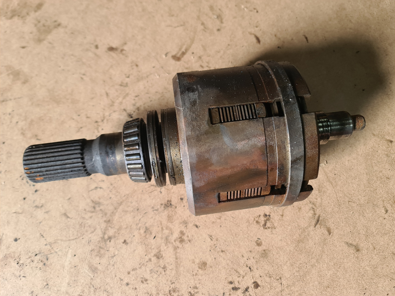 John Deere 4650 4850 Kosz Sprzęgła RE38834 RE12533 RE13950 RE19698 - Kvačilo i delovi za Poljoprivredna mašina: slika 4 John Deere 4650 4850 Kosz Sprzęgła RE38834 RE12533 RE13950 RE19698 - Kvačilo i delovi za Poljoprivredna mašina: slika 4