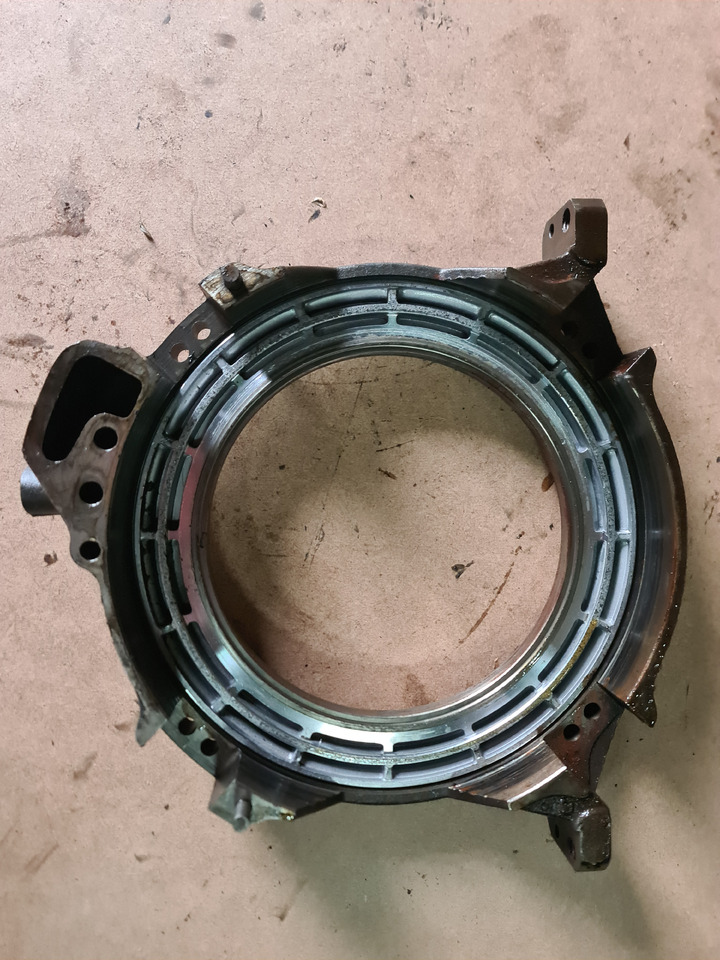 John Deere 4650, 4850 Obudowa Tłoka Hamulcowego R72044 - Delovi kočnica za Poljoprivredna mašina: slika 3 John Deere 4650, 4850 Obudowa Tłoka Hamulcowego R72044 - Delovi kočnica za Poljoprivredna mašina: slika 3