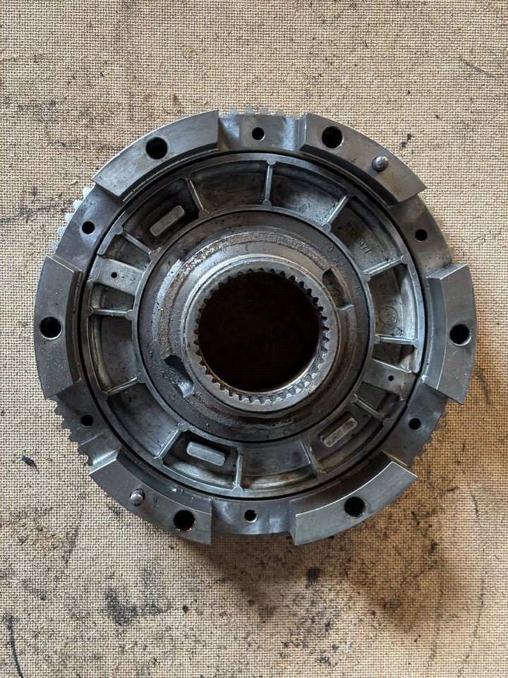 John Deere 6020, 6120, 6220 Tłoczek Tłok R120477 - Klipovi/ Prstenovi/ Izolatori za Poljoprivredna mašina: slika 1 John Deere 6020, 6120, 6220 Tłoczek Tłok R120477 - Klipovi/ Prstenovi/ Izolatori za Poljoprivredna mašina: slika 1