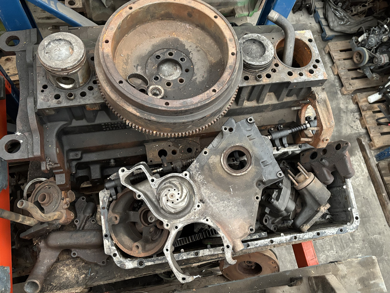 John Deere 6081 R127721 R127723 R120028 Cylinder Tłoki Klawiatura Koło Zamachowe CZĘŚCI - Zamajac za Poljoprivredna mašina: slika 4 John Deere 6081 R127721 R127723 R120028 Cylinder Tłoki Klawiatura Koło Zamachowe CZĘŚCI - Zamajac za Poljoprivredna mašina: slika 4